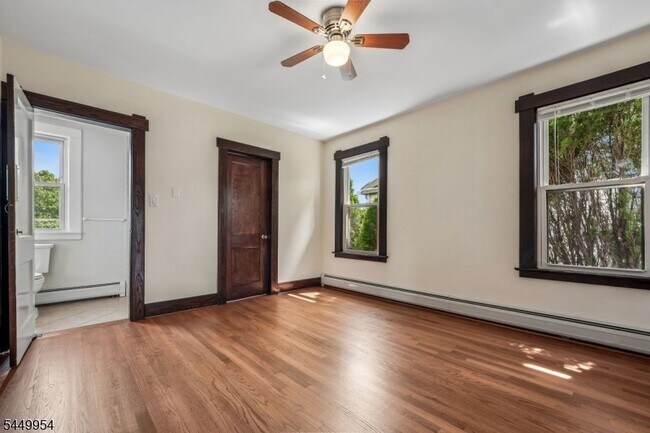 Building Photo - 21 Broughton Ave