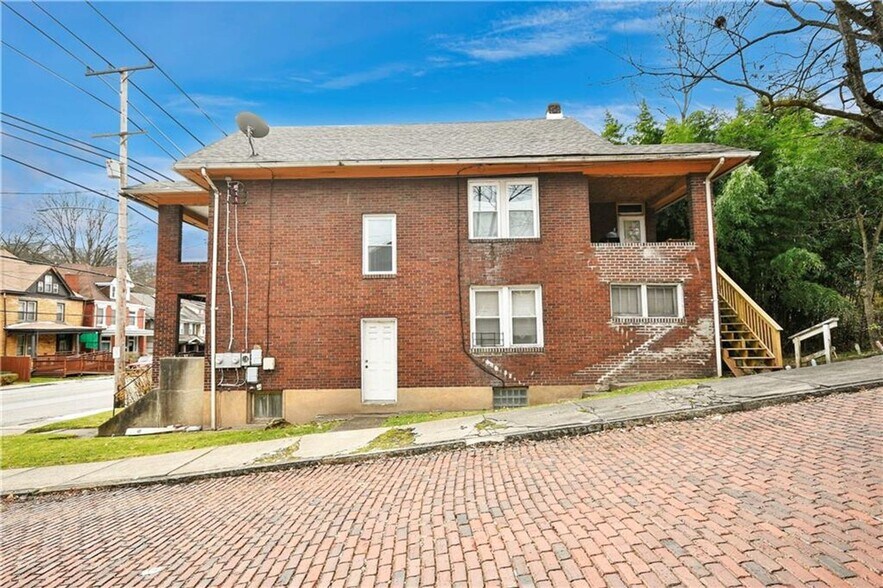 Building Photo - 1721 Montier St