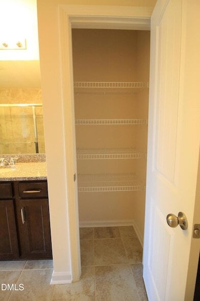 Building Photo - 1212 Nightshade Dr