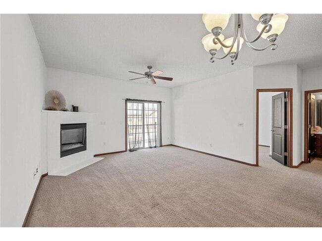 Building Photo - Awesome otesgo property for lease, 3 beds 2 baths, updates through-out!