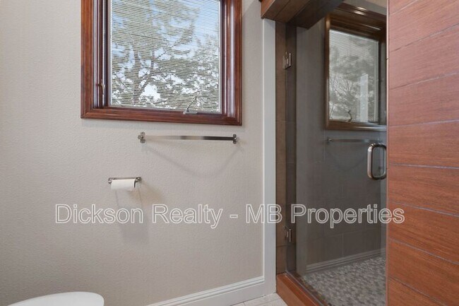 Building Photo - 711 Aspen Trail