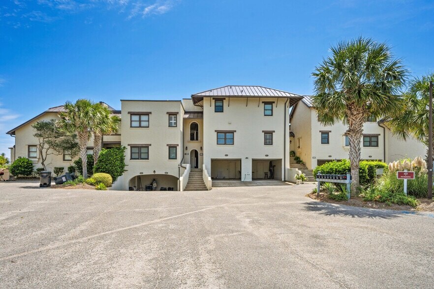 Building Photo - 275 Debordieu Blvd