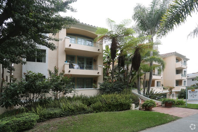 Building Photo - Veteran Terrace
