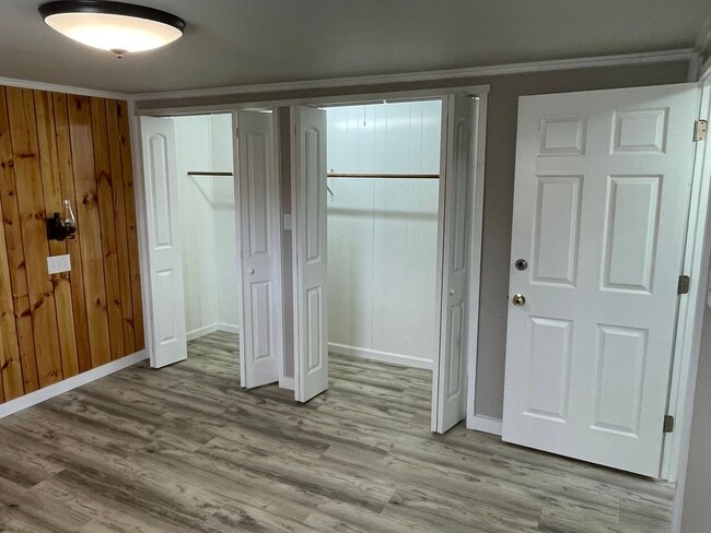 Building Photo - 1 Bedroom 1 Bath Home Located in Johnson City, TN