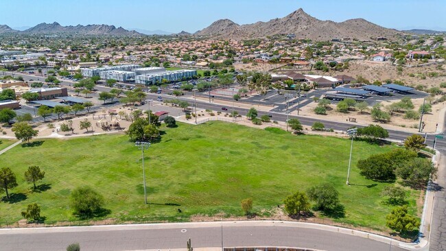 Building Photo - 3330 E Gelding Dr