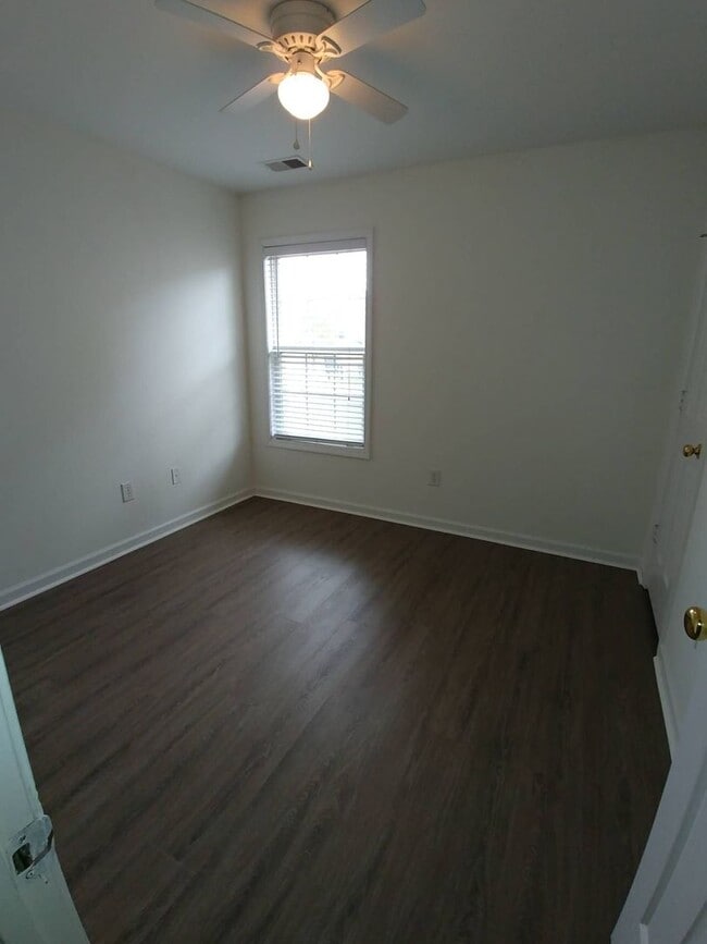 Building Photo - Adorable Well Kept Rental Home in Arrowhead