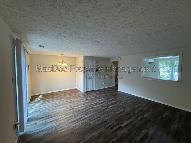 Building Photo - 4749 Hedrick Ln
