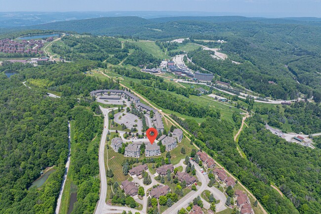 Building Photo - 8120 Stonegate Dr