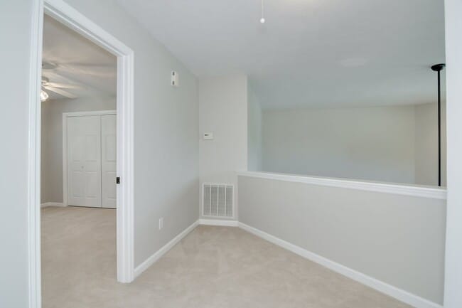Building Photo - 486 Granite Point