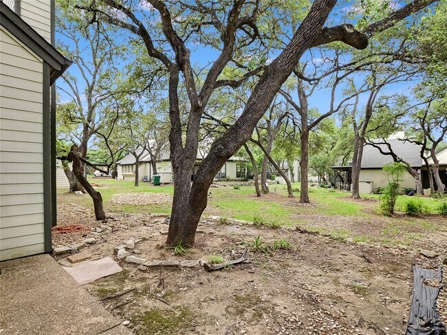 Building Photo - 3 Casa Verde St