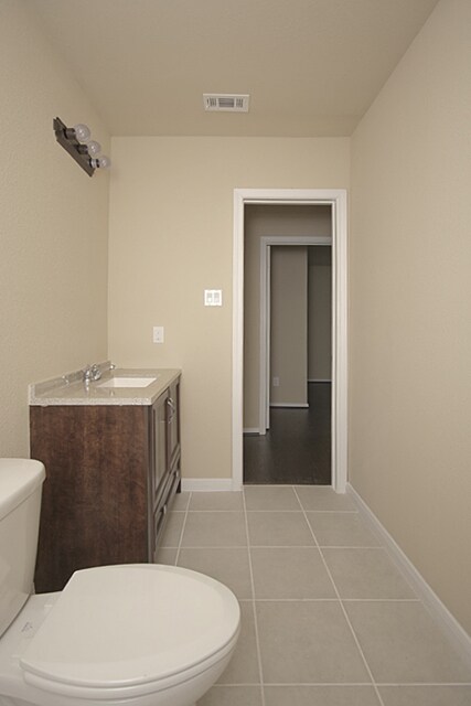 Building Photo - Homes For Rent In TX: Texas City 77590 – 9th Ave N 2BR