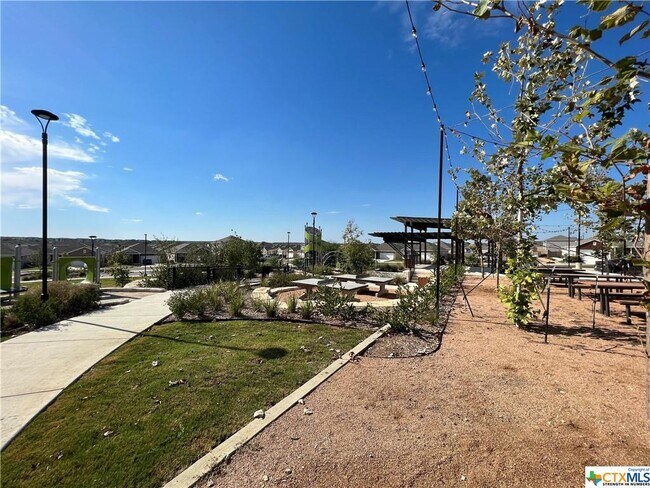 Building Photo - 4918 Jovian