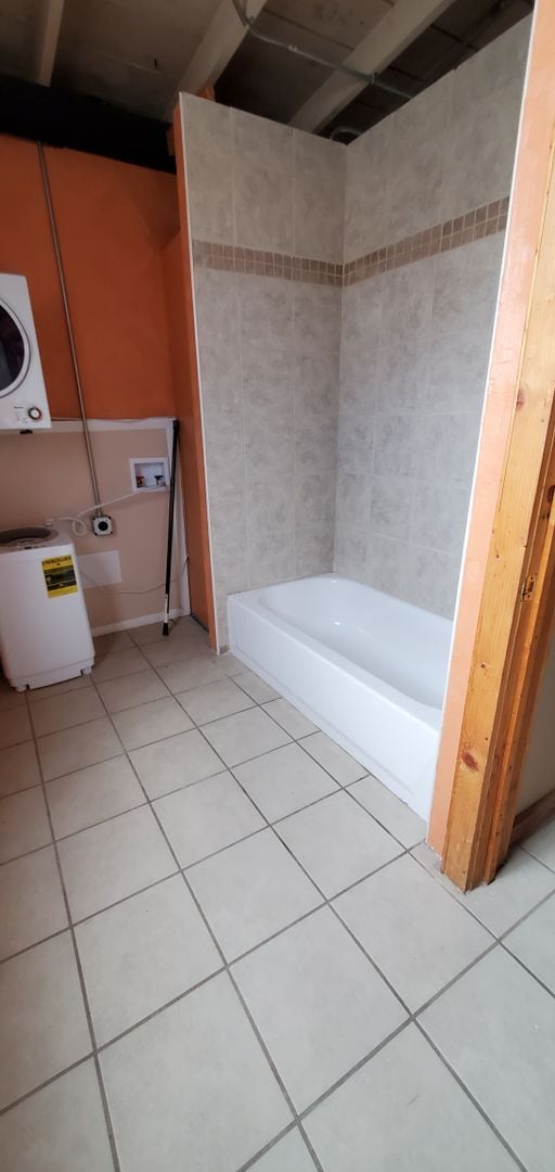 Building Photo - 919 1/2 New York Ave., Unit D