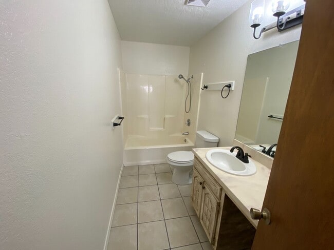 Building Photo - COPPER duplex