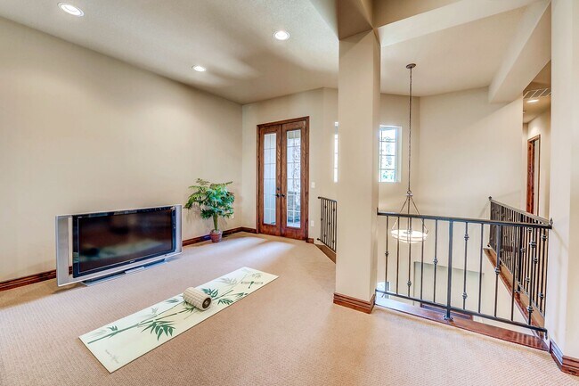 Building Photo - 7812 Vallagio Ln