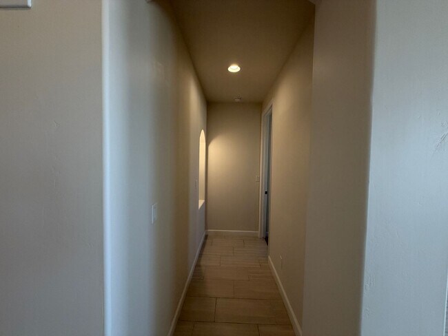 Building Photo - 3 Bedroom Plus Office Single Story New Construction Available Near Woodmont Ave NW & Rainbow Blvd...