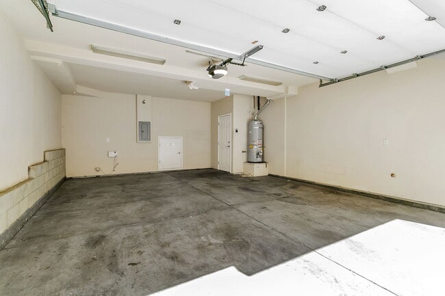 Building Photo - 2743 Corde Terra Cir