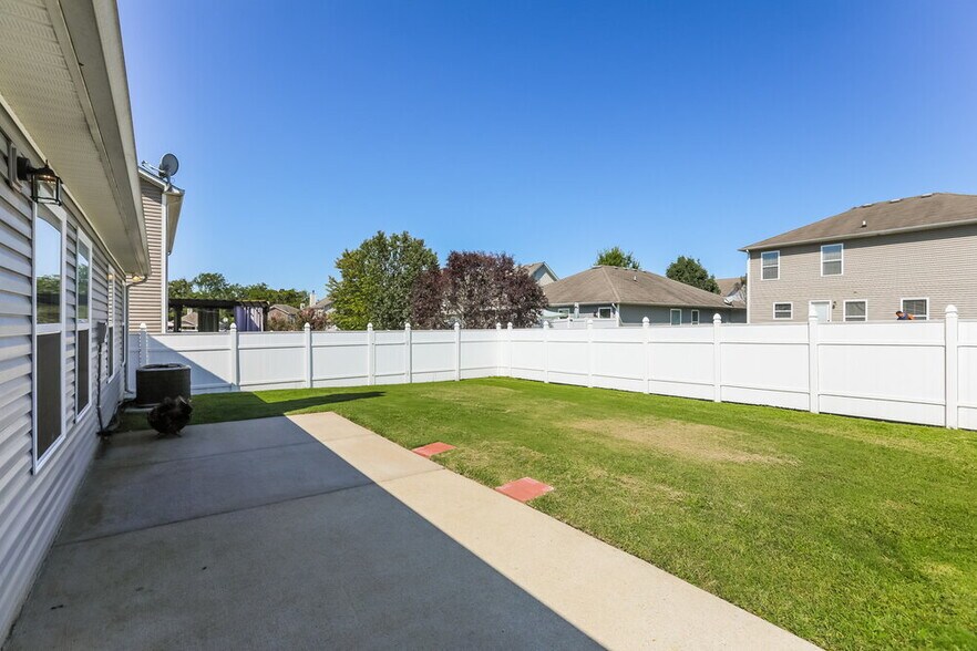 Building Photo - 3508 Juneberry Way