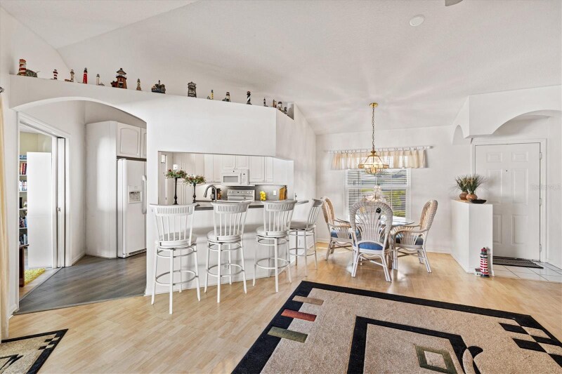 Building Photo - 5128 18th Ln E