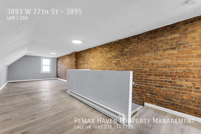 Building Photo - 3895 W 37th St | Right Side Unit,  Clevela...