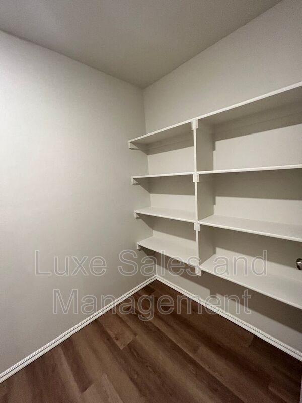 Building Photo - 10805 NW 119th St