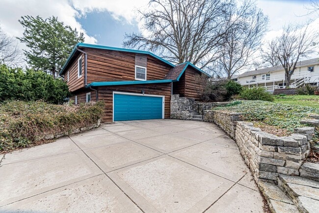 Building Photo - Please View 3D Virtual Walk-Through Before Scheduling a Showing