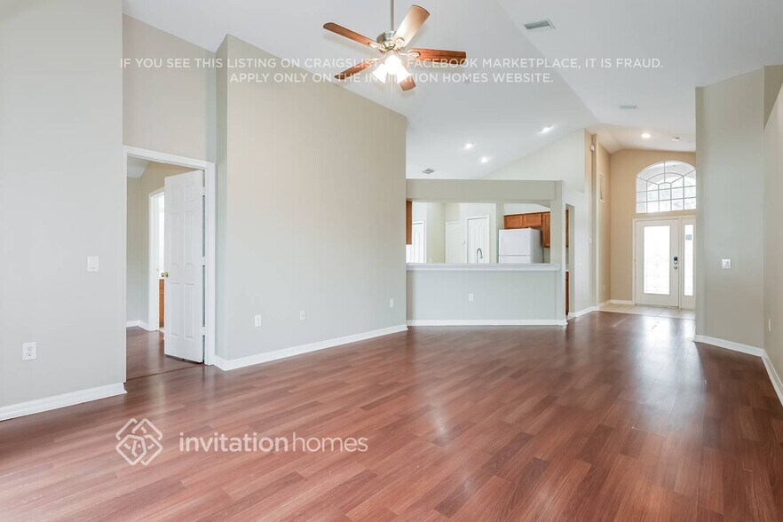 Building Photo - 12718 Lake Vista Dr