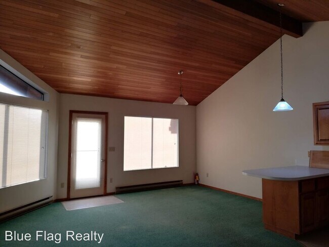Building Photo - 17600 Ocean Blvd
