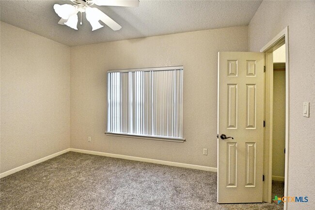 Building Photo - 2725 Diamond Trail