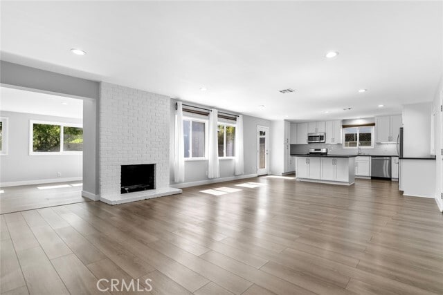 Building Photo - 8008 McLaren Ave