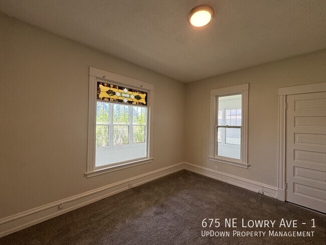 Building Photo - 675 NE Lowry Ave