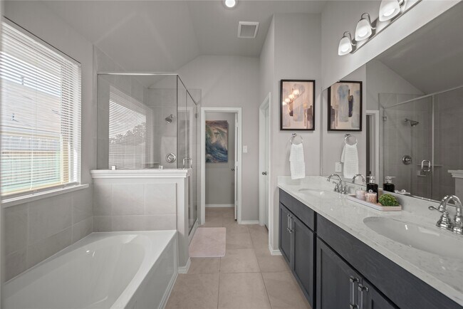 Building Photo - 32018 Towering Birch Trl