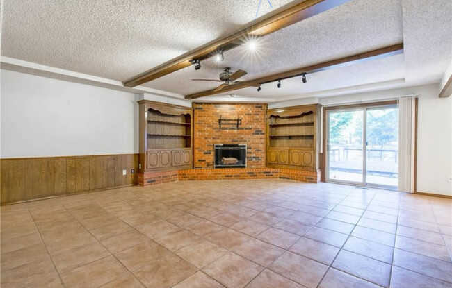 Building Photo - 517 Partridge Ln