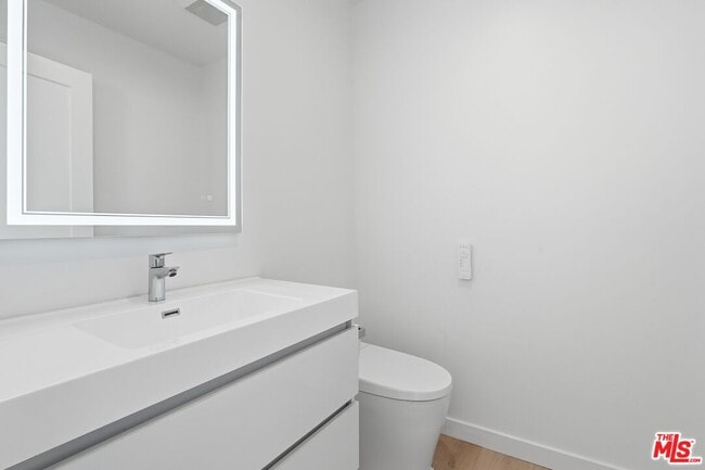 Building Photo - 18109 W Coastline Dr