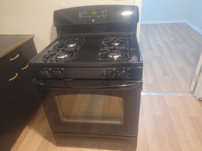 Building Photo - 1005 Garfield Ave