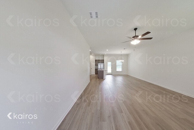 Building Photo - 106 Teddy Ln