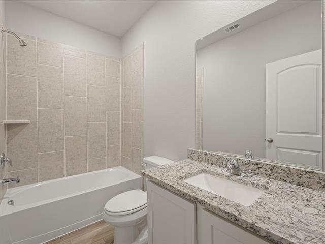 Building Photo - 2113 Erlinda Dr