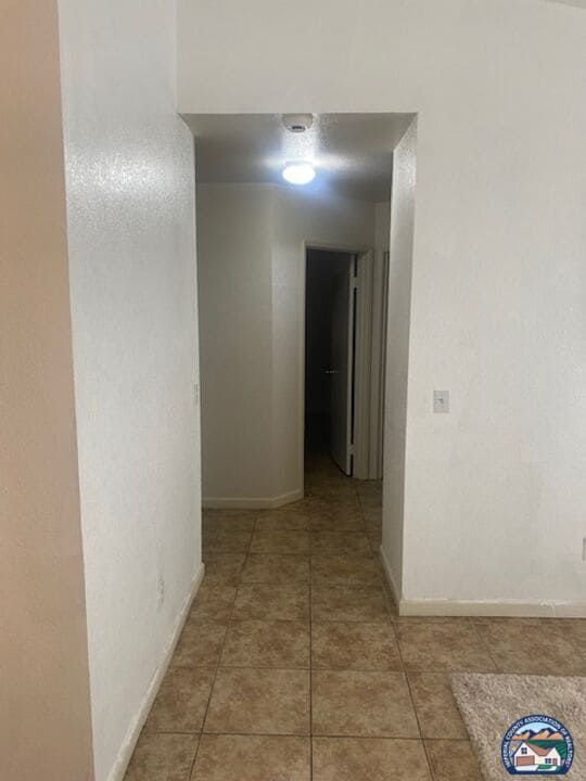 Building Photo - 1171 Baker Ave