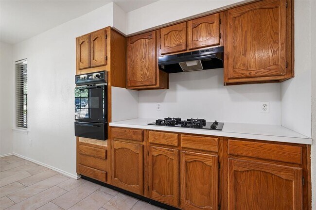 Building Photo - 11464 Bristle Oak Trail