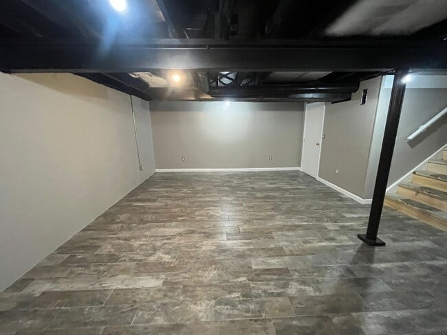 Building Photo - 226 S Cornell Cir