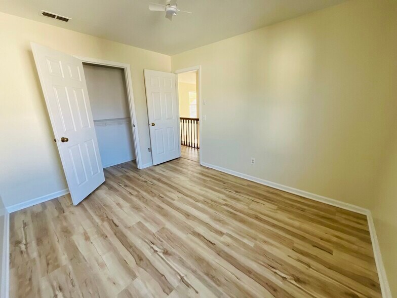 Building Photo - 506 Beals St