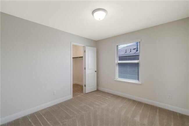 Building Photo - 118 Eli Whitney Way