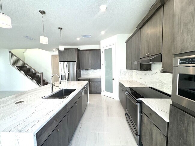 Building Photo - 9819 Gobat Aly