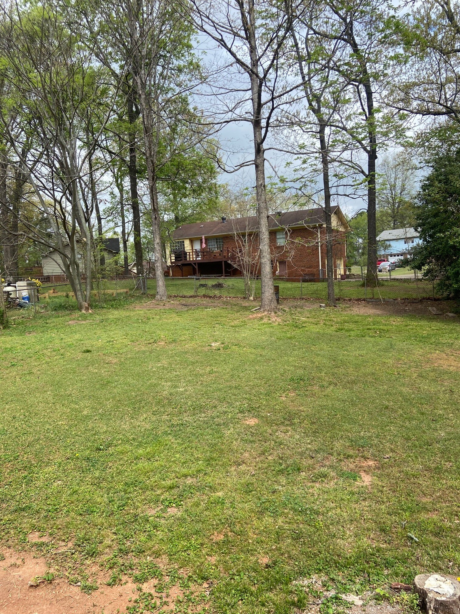 Building Photo - 1826 Eastridge Dr