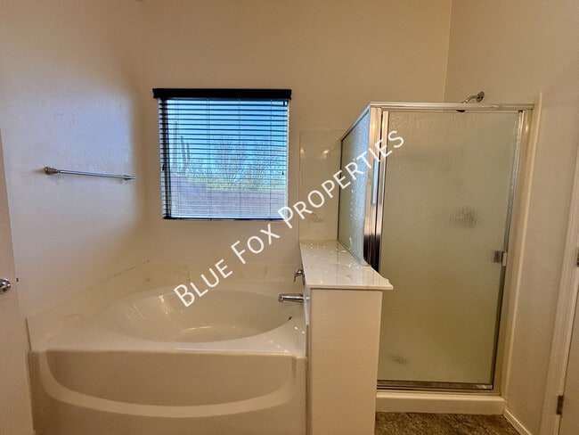 Building Photo - 9906 N Niobrara Way