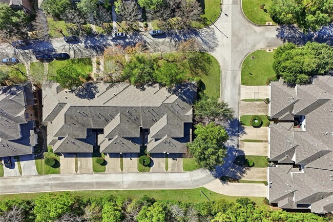 Building Photo - 58 Crocus Petal St