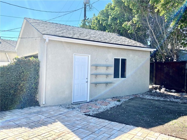 Building Photo - 6231 Melvin Ave