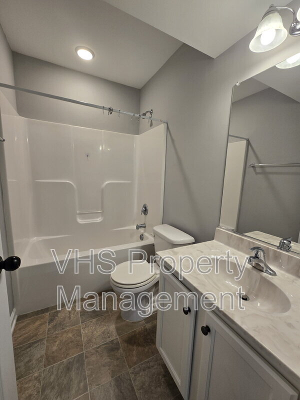 Building Photo - 12905 Bivouac Ct