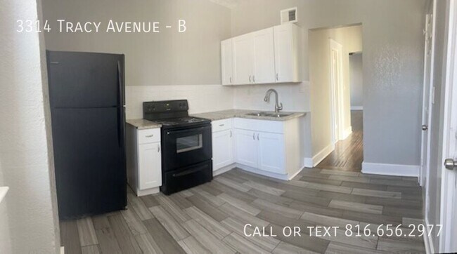 Building Photo - 3314 Tracy Ave