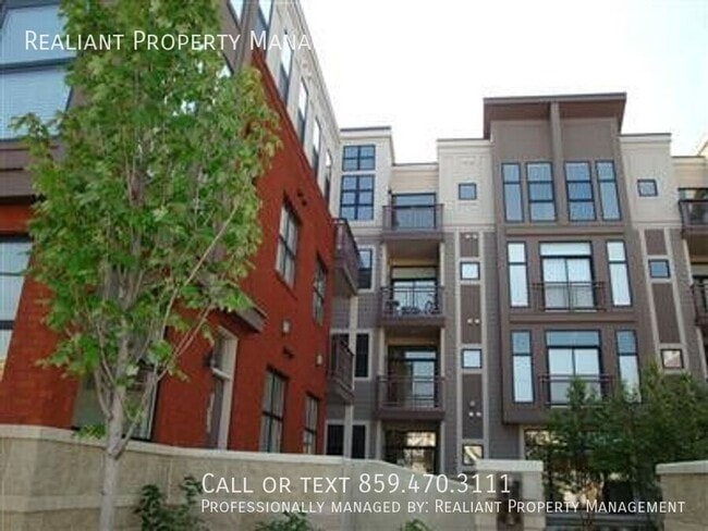 Building Photo - 650 S Mill St